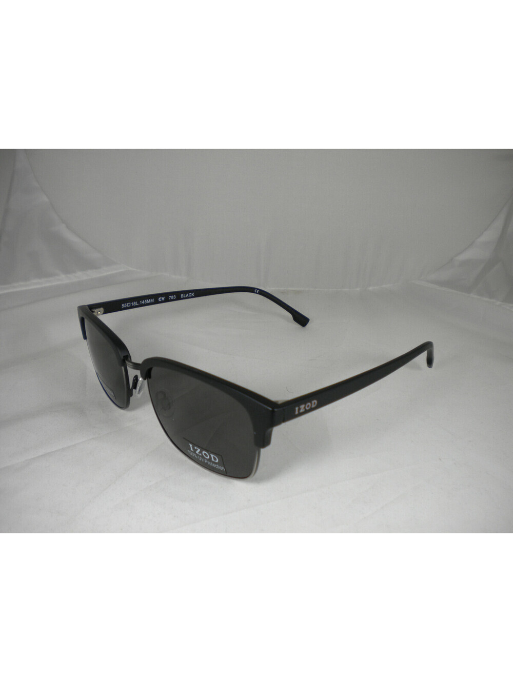 IZOD CV 783 BLACK (I-129)